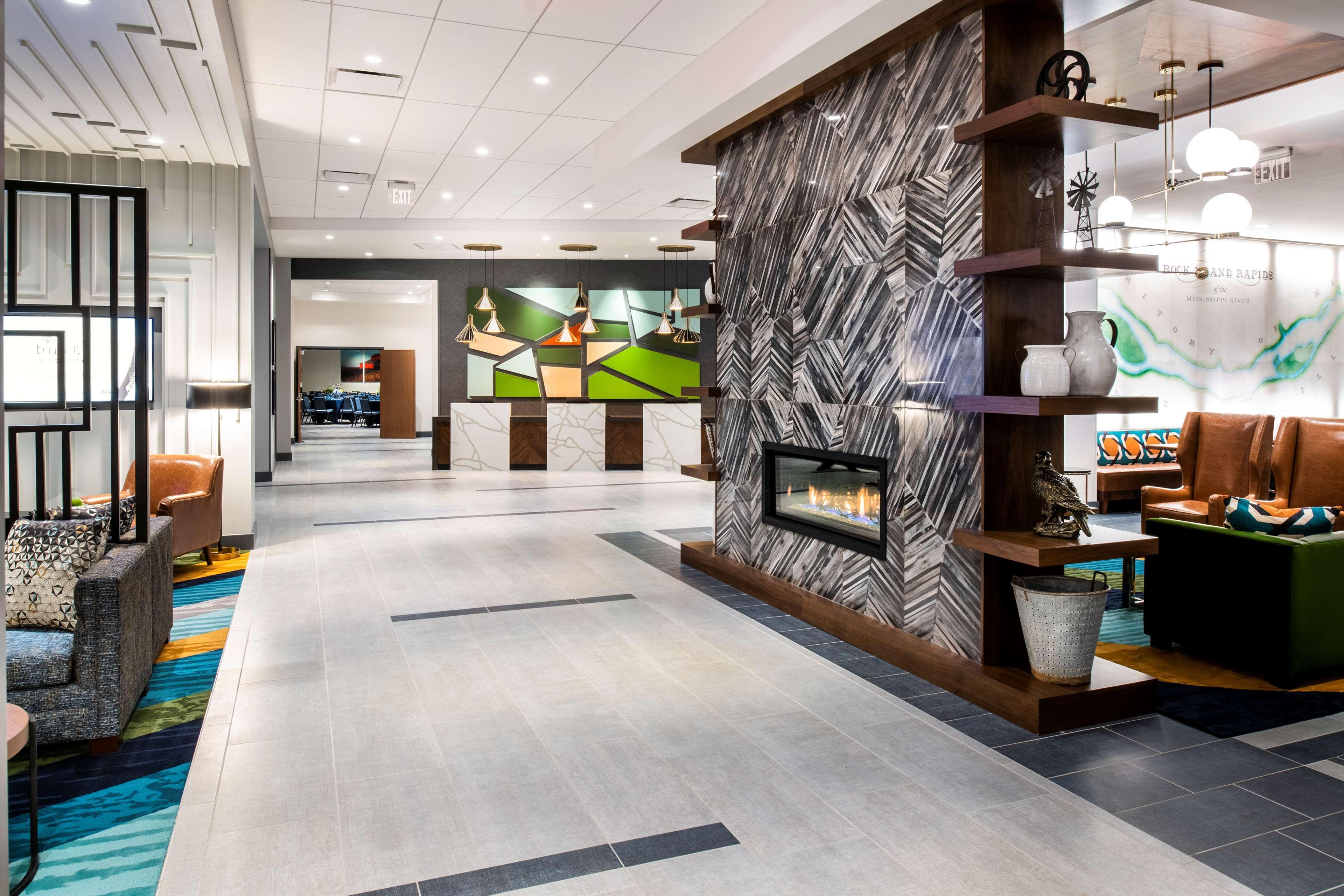 Hyatt Place East Moline/Quad Cities Exterior foto